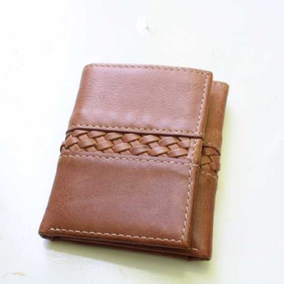 NWOT Tommy Bahama wallet - Picture 3 of 7